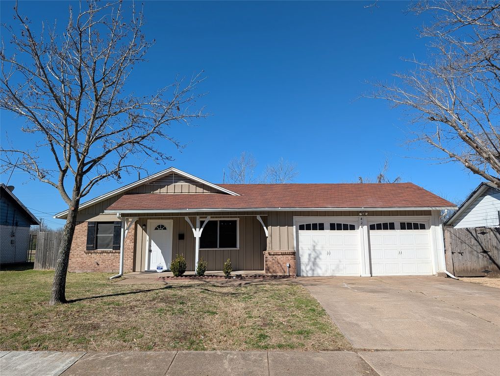 424 Langley Avenue, Everman, TX 76140