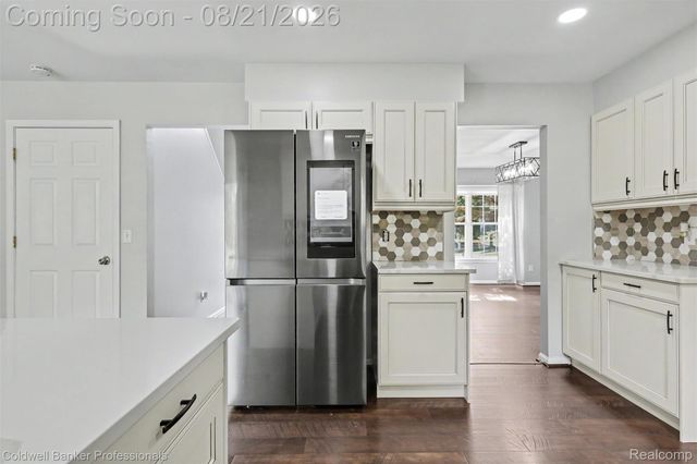 6522 Stoneybrook Court, Van Buren Charter Township, MI 48111