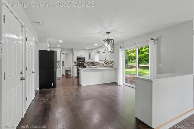 6522 Stoneybrook Court, Van Buren Charter Township, MI 48111
