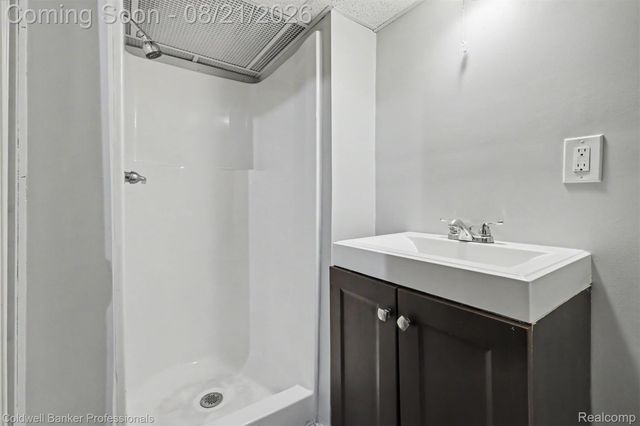 6522 Stoneybrook Court, Van Buren Charter Township, MI 48111