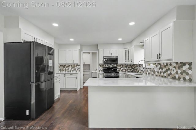 6522 Stoneybrook Court, Van Buren Charter Township, MI 48111