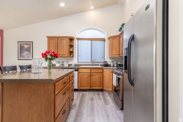 2205 N 600 E, North Ogden, UT 84414
