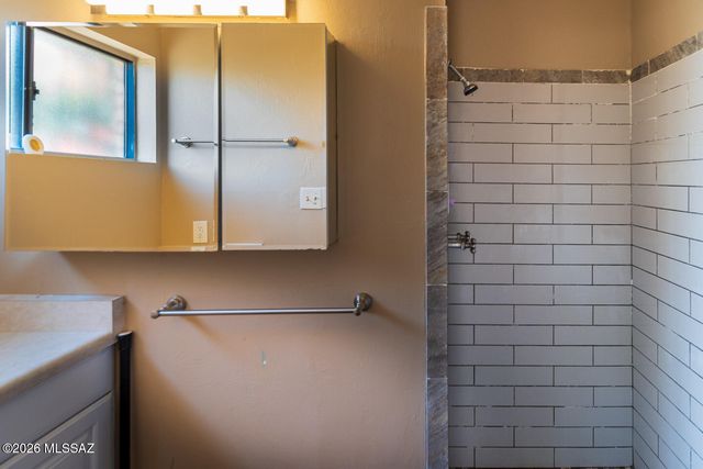 2002 S Camino Seco, Tucson, AZ 85710