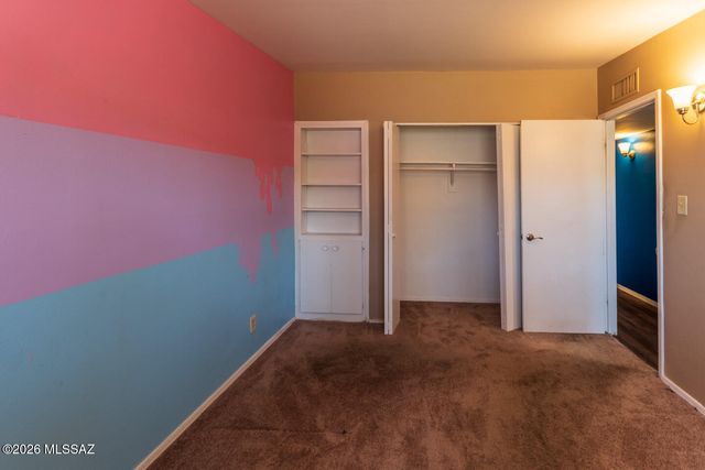 2002 S Camino Seco, Tucson, AZ 85710