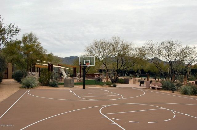 8890 E FLATHORN Drive, Scottsdale, AZ 85255