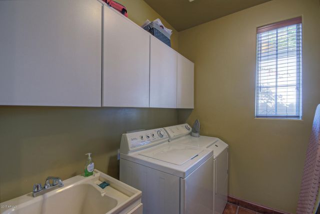 8890 E FLATHORN Drive, Scottsdale, AZ 85255