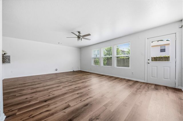 16763 N Gull Drive, Conroe, TX 77385