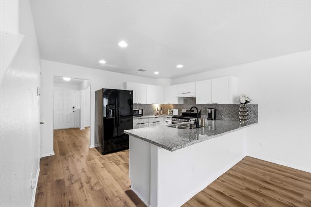 16763 N Gull Drive, Conroe, TX 77385