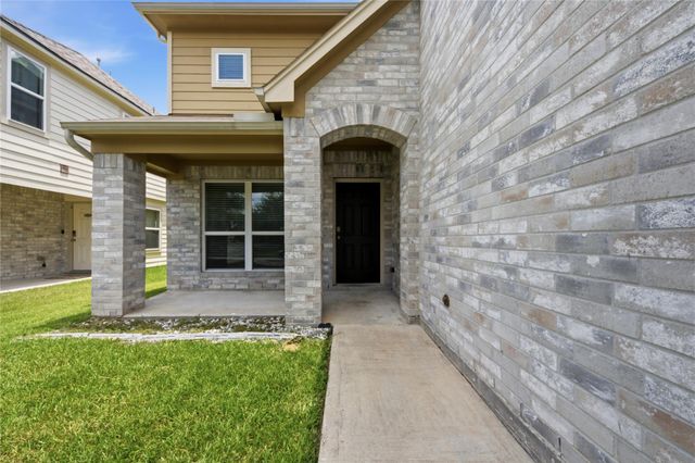 16763 N Gull Drive, Conroe, TX 77385