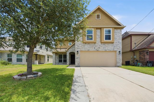 16763 N Gull Drive, Conroe, TX 77385