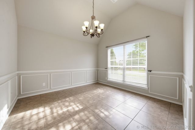 11212 N 131st East Place, Owasso, OK 74055