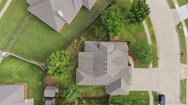 11212 N 131st East Place, Owasso, OK 74055