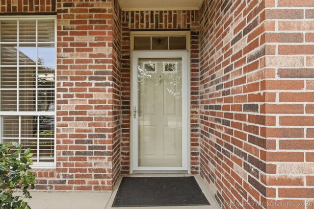 11212 N 131st East Place, Owasso, OK 74055