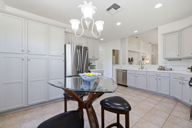 1129 Callander Way, Folsom, CA 95630
