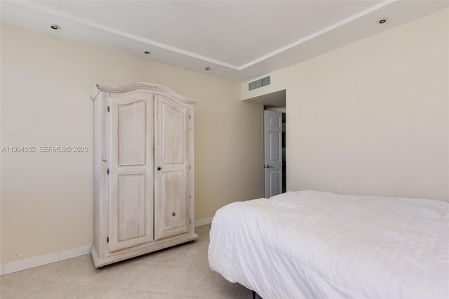 1410 S Ocean Drive 1702, Hollywood, FL 33019