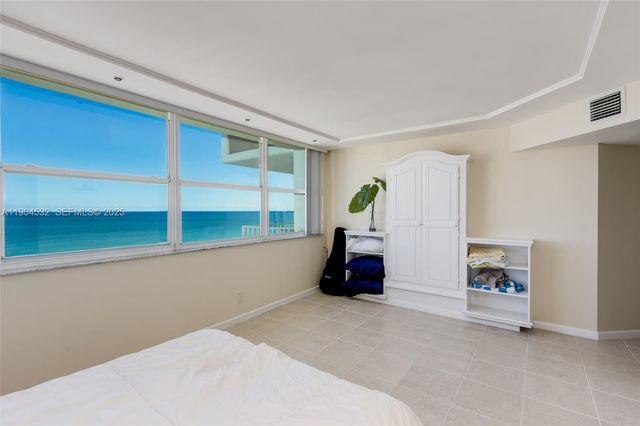 1410 S Ocean Drive 1702, Hollywood, FL 33019