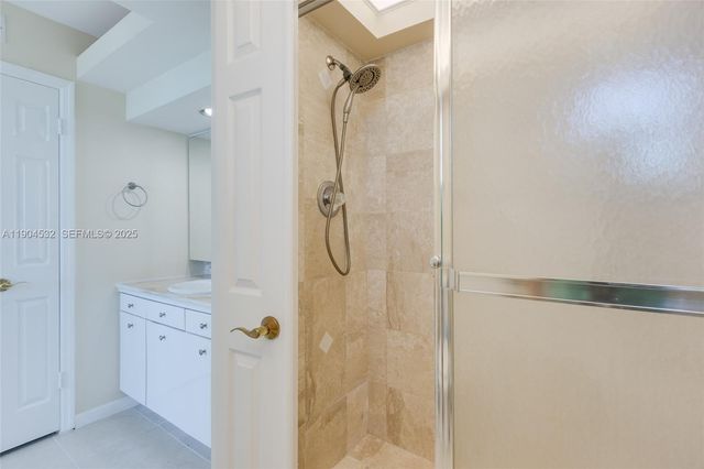 1410 S Ocean Drive 1702, Hollywood, FL 33019