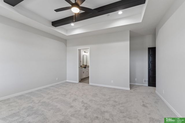 5412 N 212th Avenue, Elkhorn, NE 68022
