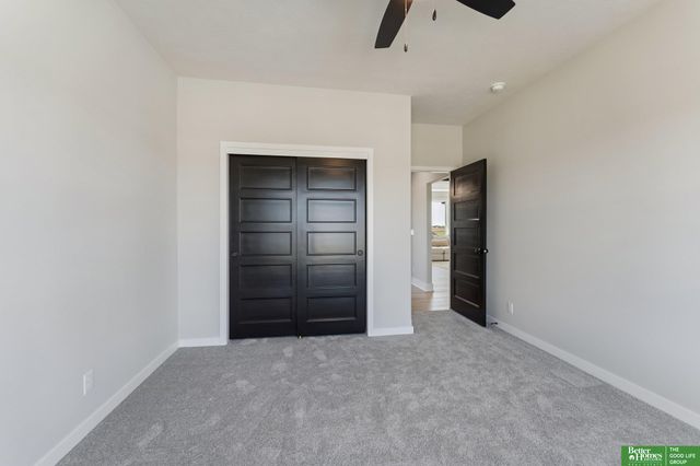 5412 N 212th Avenue, Elkhorn, NE 68022