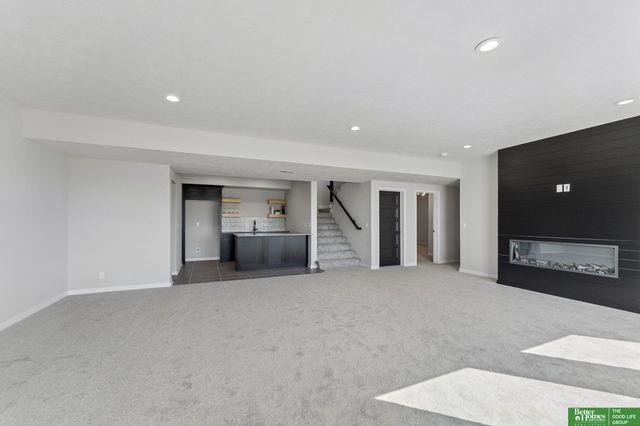 5412 N 212th Avenue, Elkhorn, NE 68022
