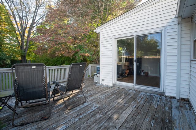 61 Woodmere Road, West Hartford, CT 06119