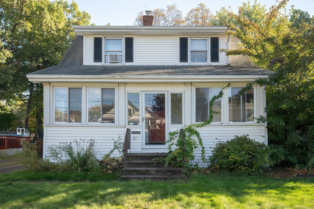 61 Woodmere Road, West Hartford, CT 06119