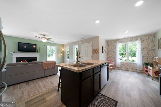 232 Cynthia Court, Dallas, GA 30157