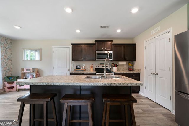 232 Cynthia Court, Dallas, GA 30157