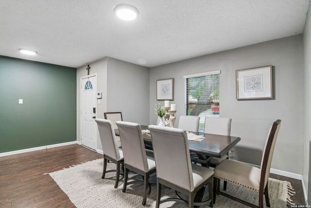 9326 MOONLIT GLADE RD, Helotes, TX 78023