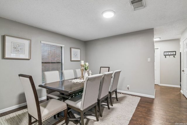 9326 MOONLIT GLADE RD, Helotes, TX 78023