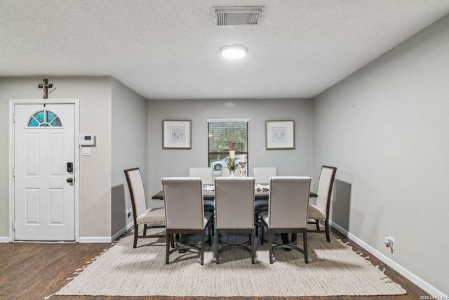 9326 MOONLIT GLADE RD, Helotes, TX 78023