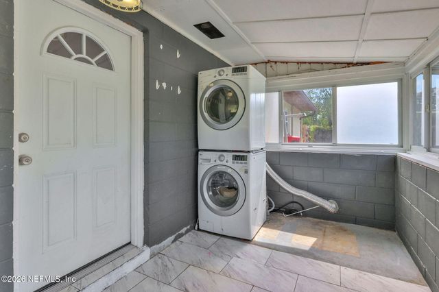 8538 OCALA Avenue, Jacksonville, FL 32220