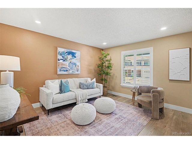 5206 E Costilla Dr, Centennial, CO 80122