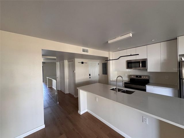 11525 8TH WAY N 507, St Petersburg, FL 33716