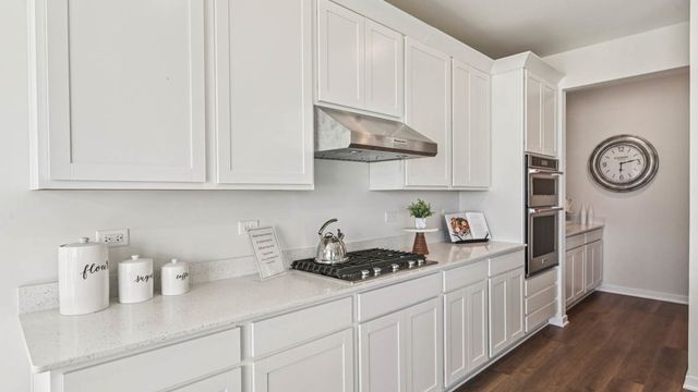 1858 Keating Drive, Aurora, IL 60503