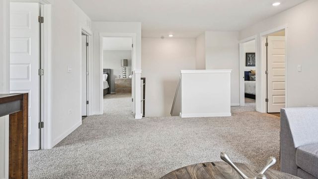 1858 Keating Drive, Aurora, IL 60503