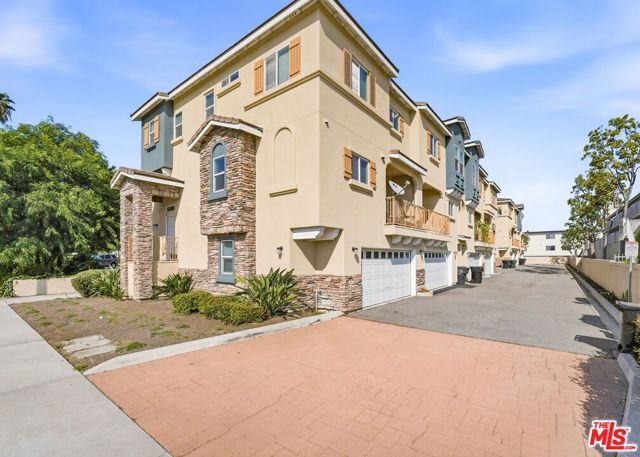 670 S Magnolia Avenue, Anaheim, CA 92804