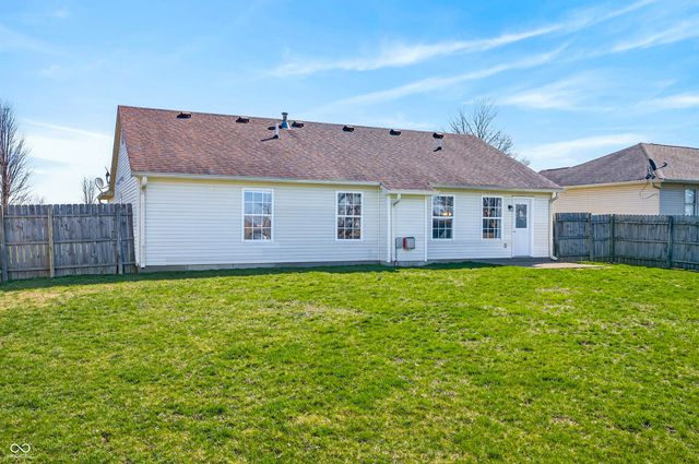 34 Clear Spring Lane, Trafalgar, IN 46181