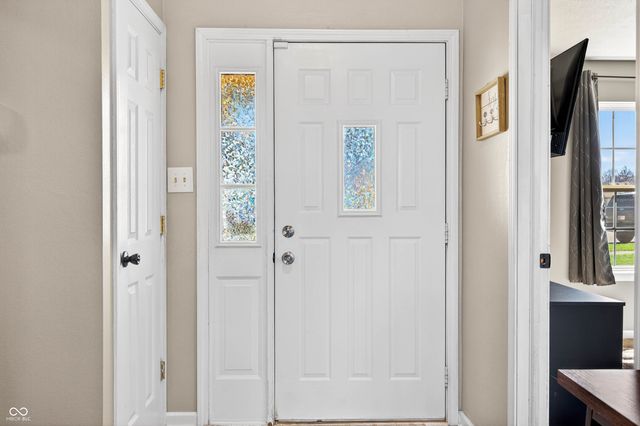 34 Clear Spring Lane, Trafalgar, IN 46181