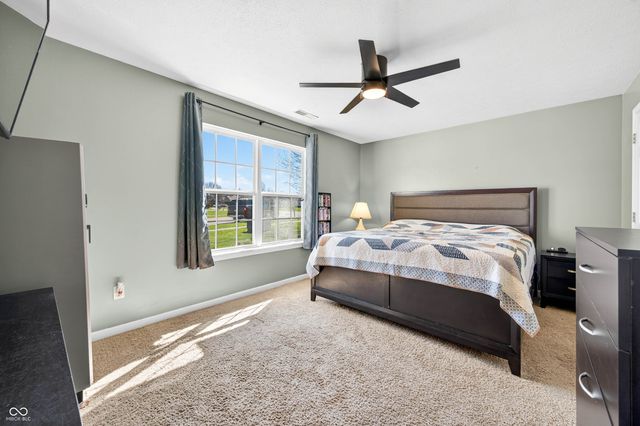 34 Clear Spring Lane, Trafalgar, IN 46181