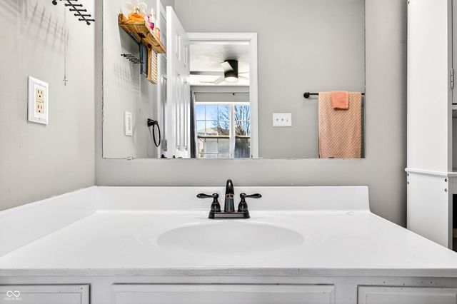 34 Clear Spring Lane, Trafalgar, IN 46181