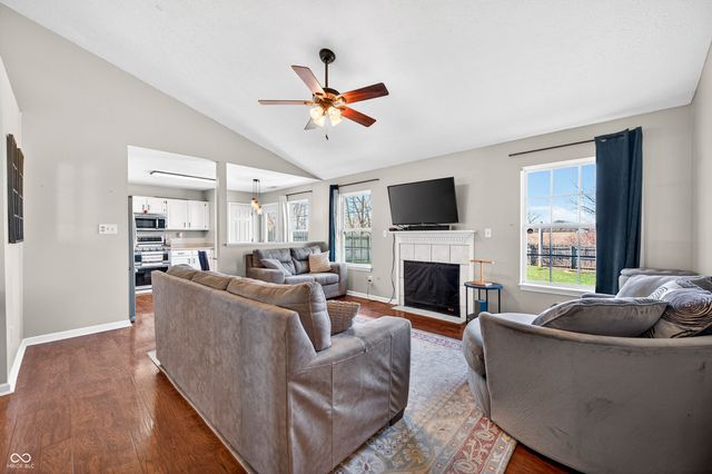 34 Clear Spring Lane, Trafalgar, IN 46181