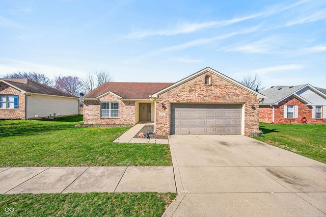 34 Clear Spring Lane, Trafalgar, IN 46181