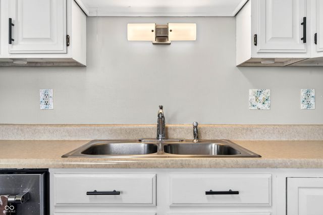 34 Clear Spring Lane, Trafalgar, IN 46181