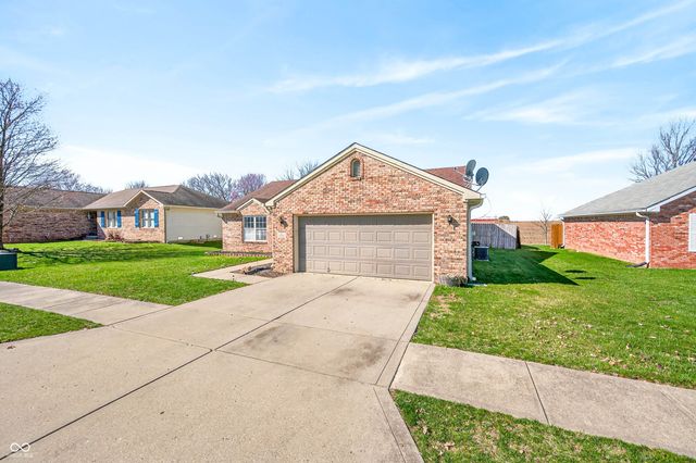 34 Clear Spring Lane, Trafalgar, IN 46181