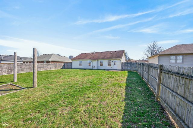 34 Clear Spring Lane, Trafalgar, IN 46181