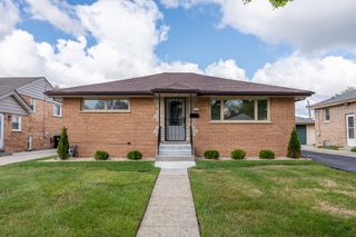 2234 S 18th Avenue, Broadview, IL 60155