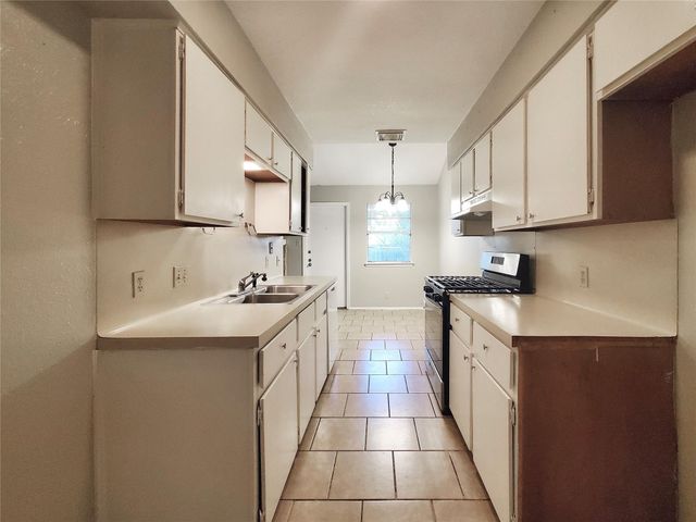 1814 Nicole CIR B, Round Rock, TX 78664