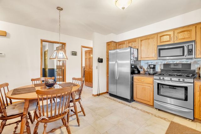14551 Debbie Drive, Sterling Heights, MI 48313