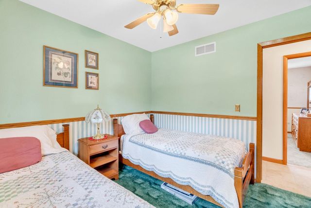 14551 Debbie Drive, Sterling Heights, MI 48313